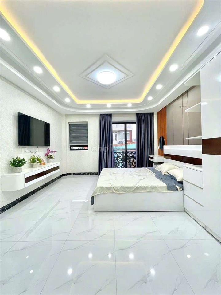 Bán Nhà 5 Tầng Xây Mới gần Phạm Văn Đồng giá 6 tỷ 200
