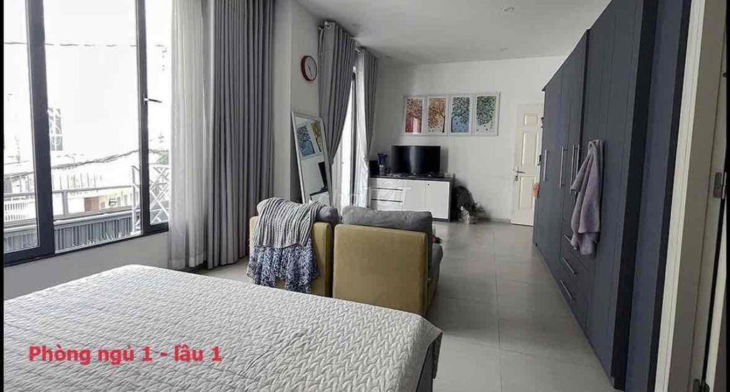 VILLA 1/ PHÚ NHUẬN GẦN SÂN BAY BÁN GẤP