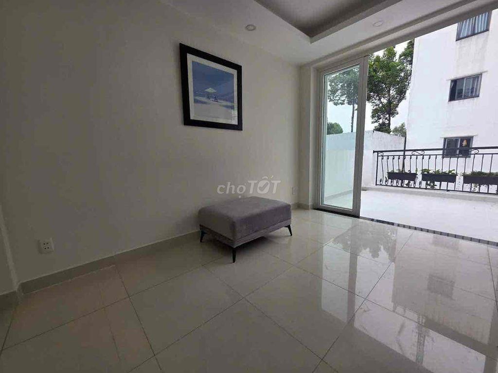 Bán nhà 3 tầng 131.6m² sử dụng, đất 39m².  Địa chỉ: 252/57F Cao Thắng,