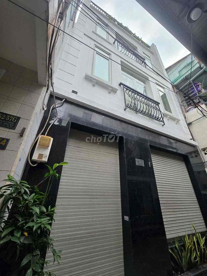 Bán nhà 3 tầng 131.6m² sử dụng, đất 39m².  Địa chỉ: 252/57F Cao Thắng,