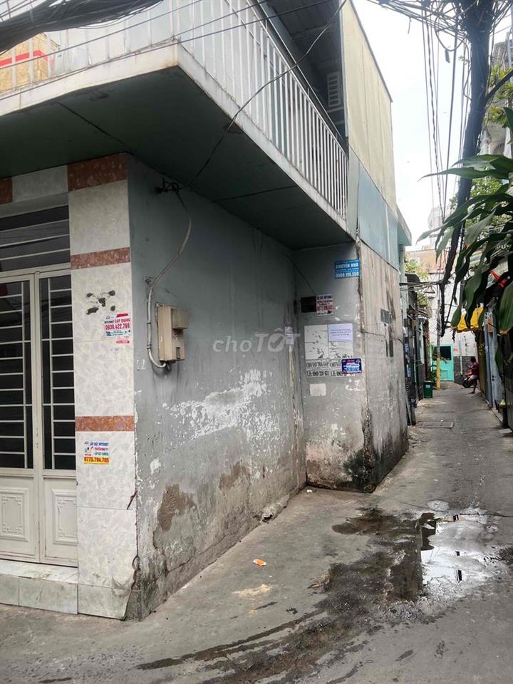 Hàng Hiếm có sổ Hồng, Hoàn công.