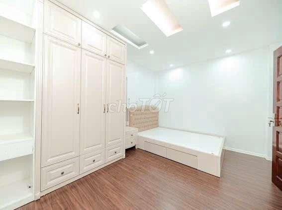 Chính chủ có nhà 4 phòng ngủ gần Wellspring cần cho gia đình thuê