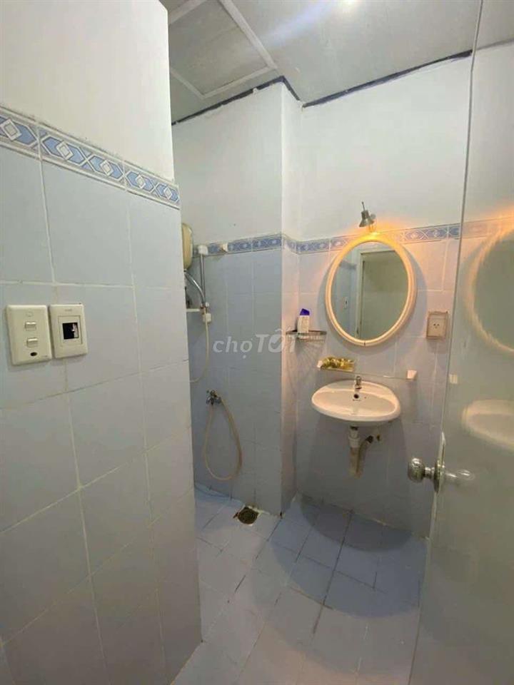 [TÌM 1-2 BẠN NỮ - share 1PN trong căn chung cư 2PN]
