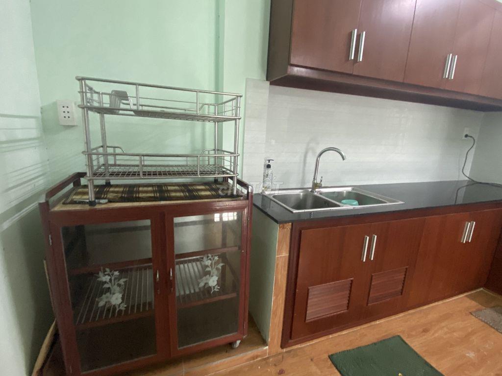 Bán nhà Chung cư D2 Phú Lợi, nhà mới sửa, vào ở ngay, đã có nội thất