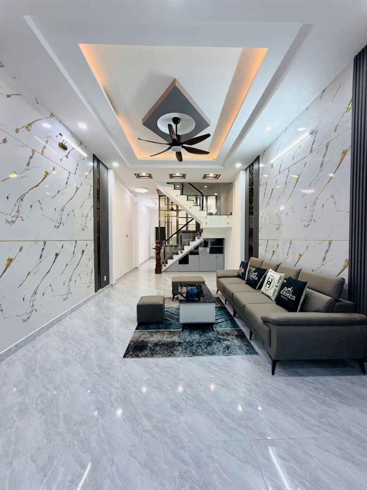 Bán nhà4×22m,1 trệt,1 lầu,1 tumê