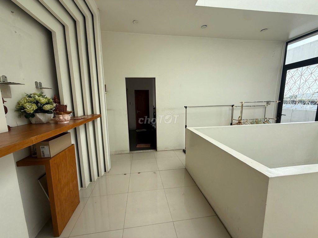 Bán nhà mặt tiền QL51