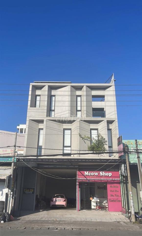 Bán nhà mặt tiền QL51