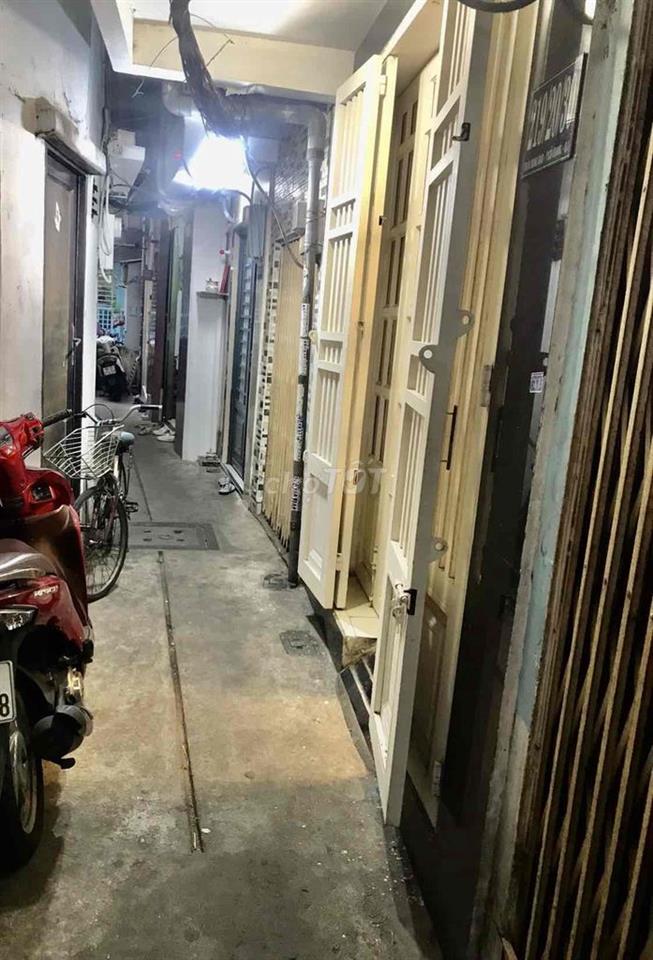 Nhà xinh còn mới cho thuê nguyên căn khu trung tâm Trần Hưng Đạo, Q1