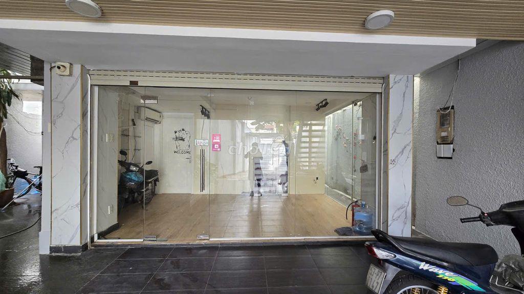 Cho thuê MB KD SPA, C.TY, SD 200m2, sân để xe hơn 20 chiếc, giá 30tr