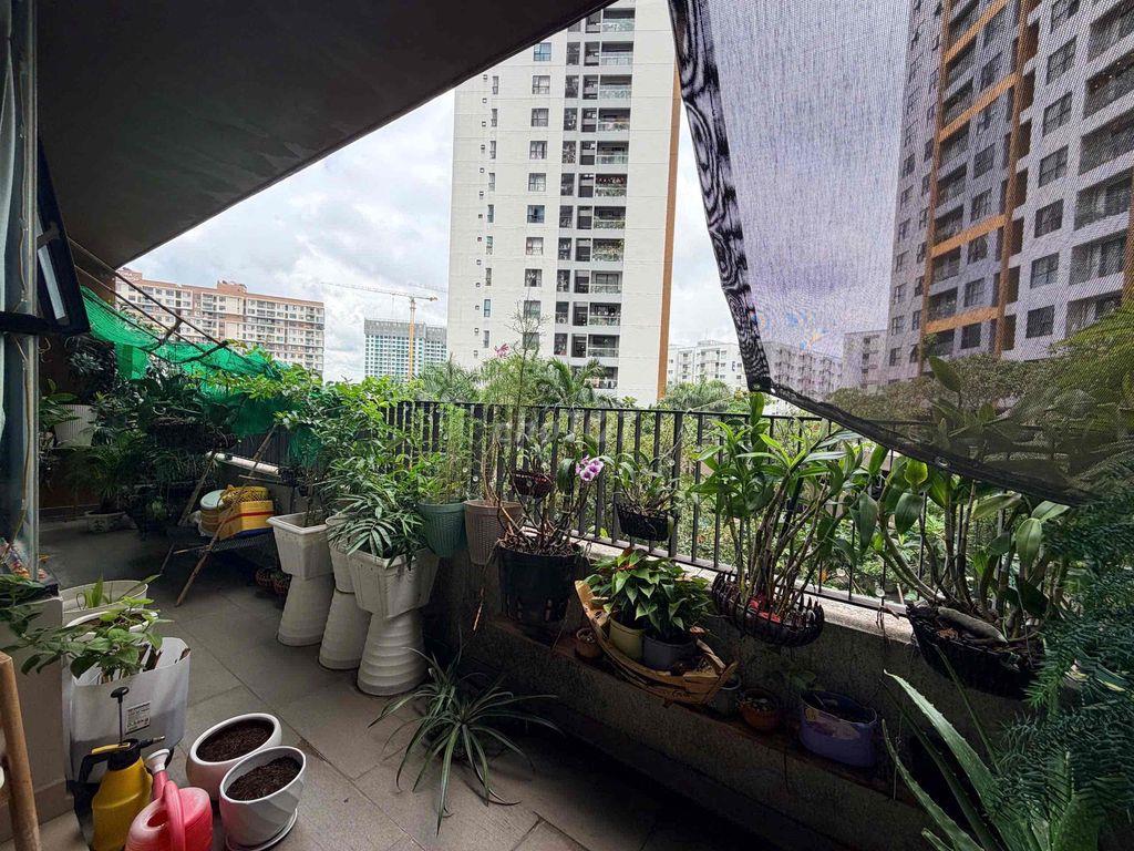 Cho thuê căn hộ sân vườn Mizuki Park, full nội thất. Giá 12,5 triệu
