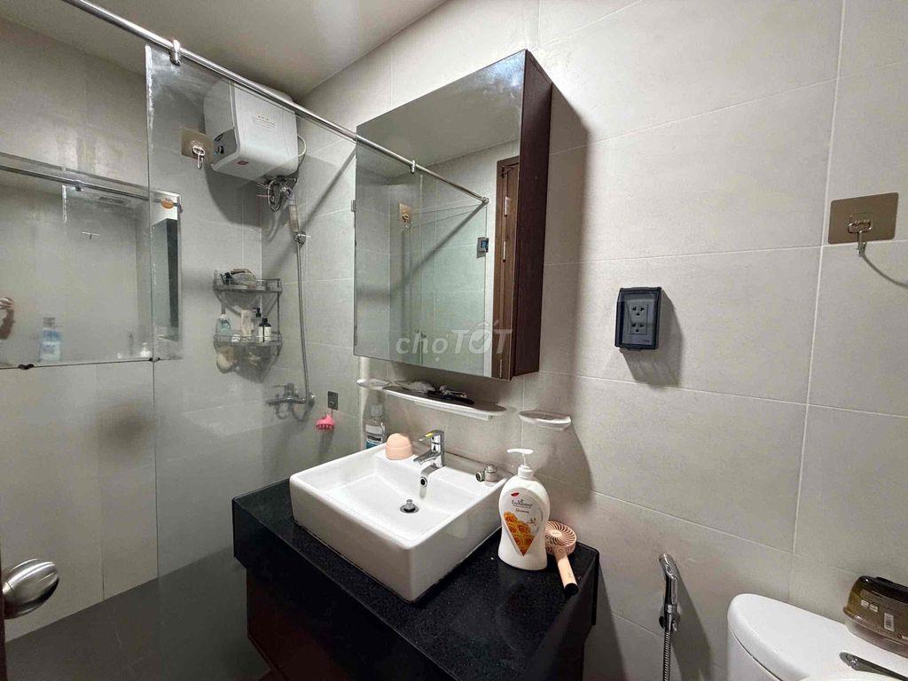 Cho thuê căn hộ sân vườn Mizuki Park, full nội thất. Giá 12,5 triệu
