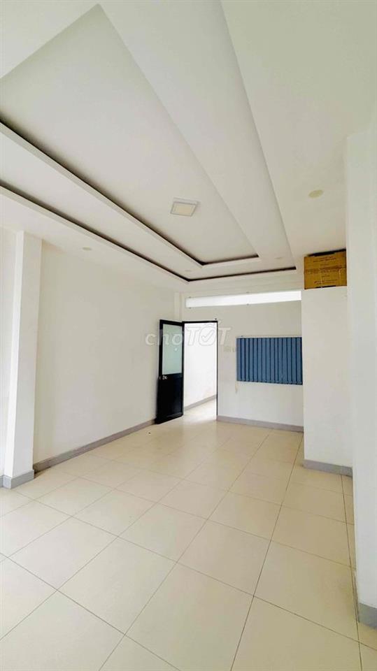 Cho thuê nhà nguyên căn 2 tầng 70m2 - 2 mặt tiền ngay chợ Bà Chiểu