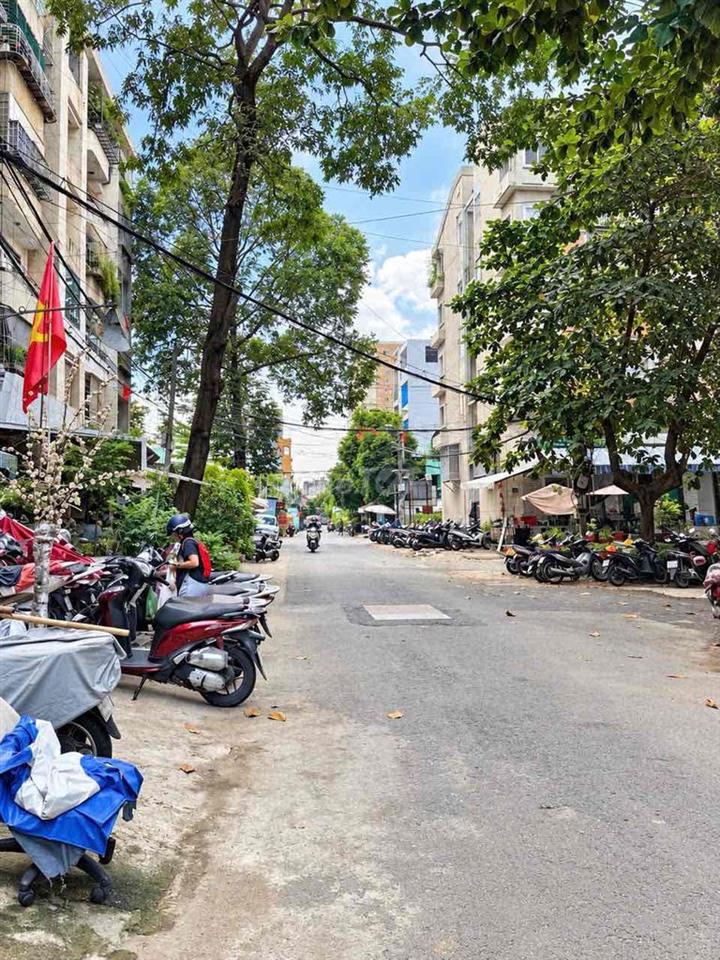 Chu thuê gấp tầng trệt Chung Cư Bắc Đinh Bộ Lĩnh - 52m2 ngang hiếm 7m