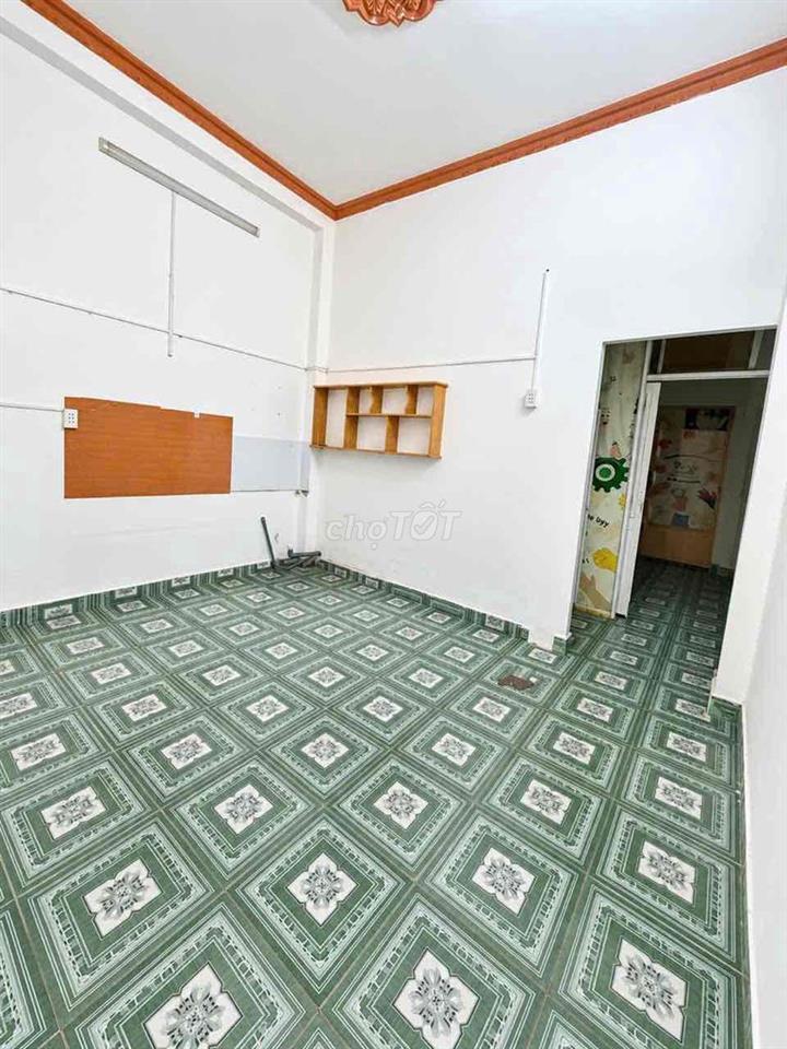 Chu thuê gấp tầng trệt Chung Cư Bắc Đinh Bộ Lĩnh - 52m2 ngang hiếm 7m