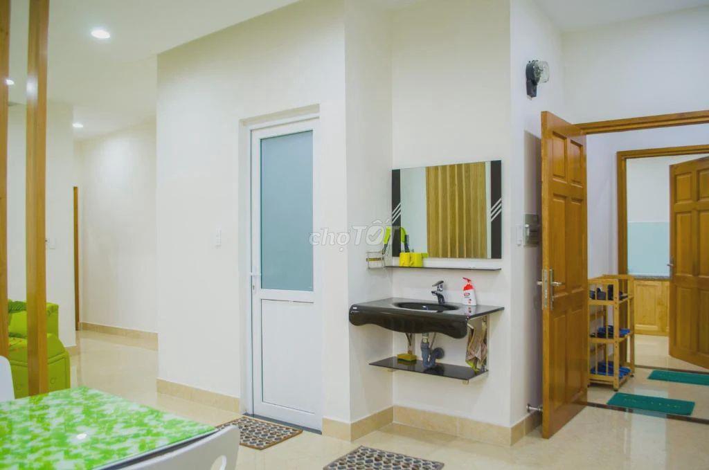 Cho thuê CHDV 2PN 90m2 Phan Văn Trị - Full nội thất, mới tinh