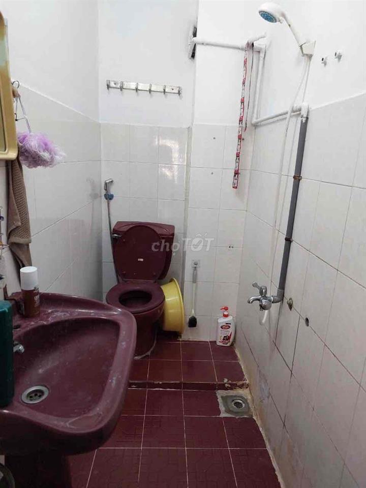 Cho thuê nhà mặt tiền đường 37A Tân Trang, Phường 9, Quận Tân Bình