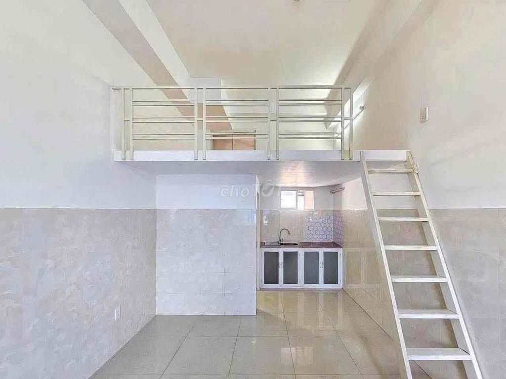 🏡 Lý Phục Man Bình Thuận   📍 Khu vực:  Q.7 HCM  Tiện ích: WC: Riêng, G