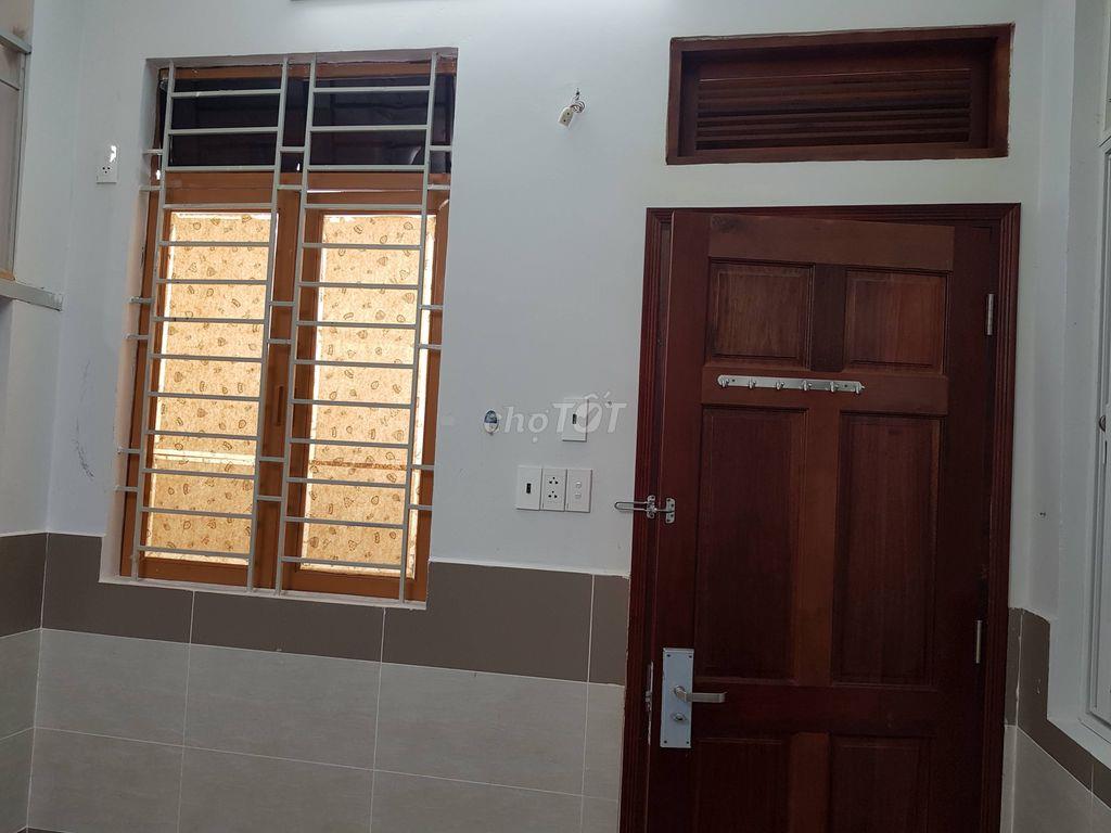 Cho thuê Phòng 51 Trần Văn Dư, P13, Quận Tân Bình giá tốt