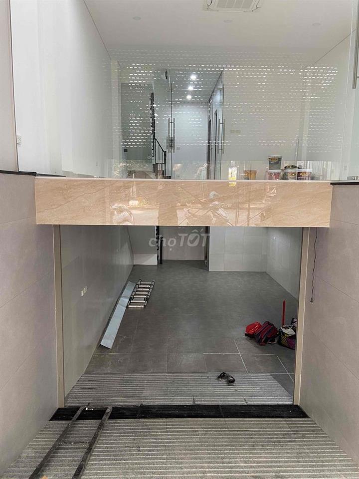 Toà nhà VP mới 100% trung tâm Quận 2 (Chính chủ)
