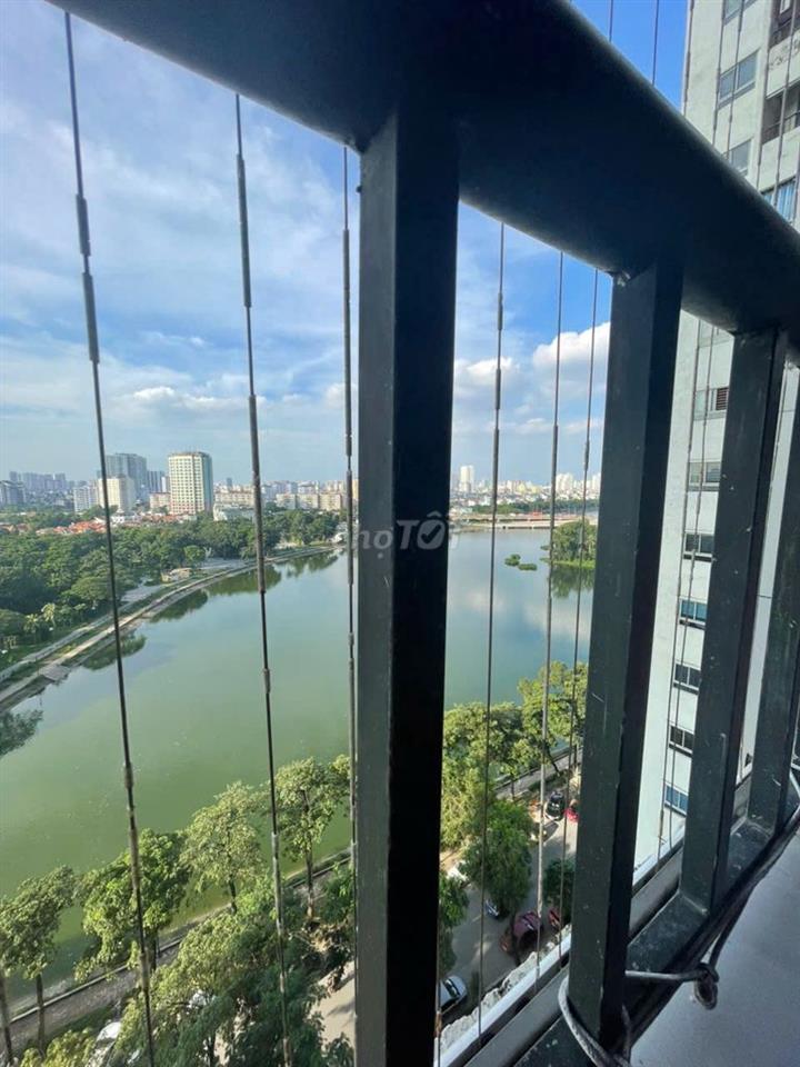 Cho Thuê Căn hộ Đủ đồ, View hồ, Tràn Ngập Hơi Thở Tự Nhiên