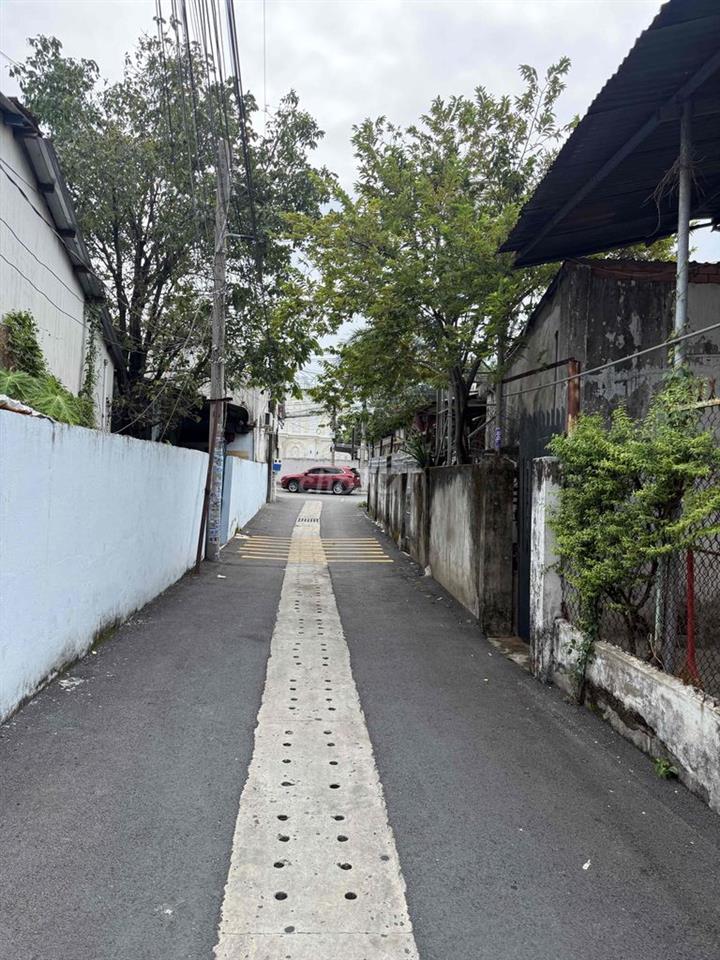 cần bán nhà
