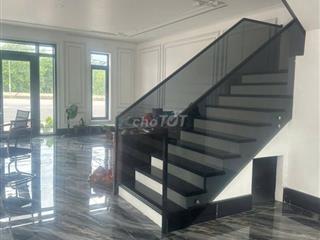 BÁN NHÀ 2 LẦU BSG – 4PN 3WC, ĐƯỜNG NHỰA 12M, CHỈ 1.6 TỶ SỔ HỒNG RIÊNG