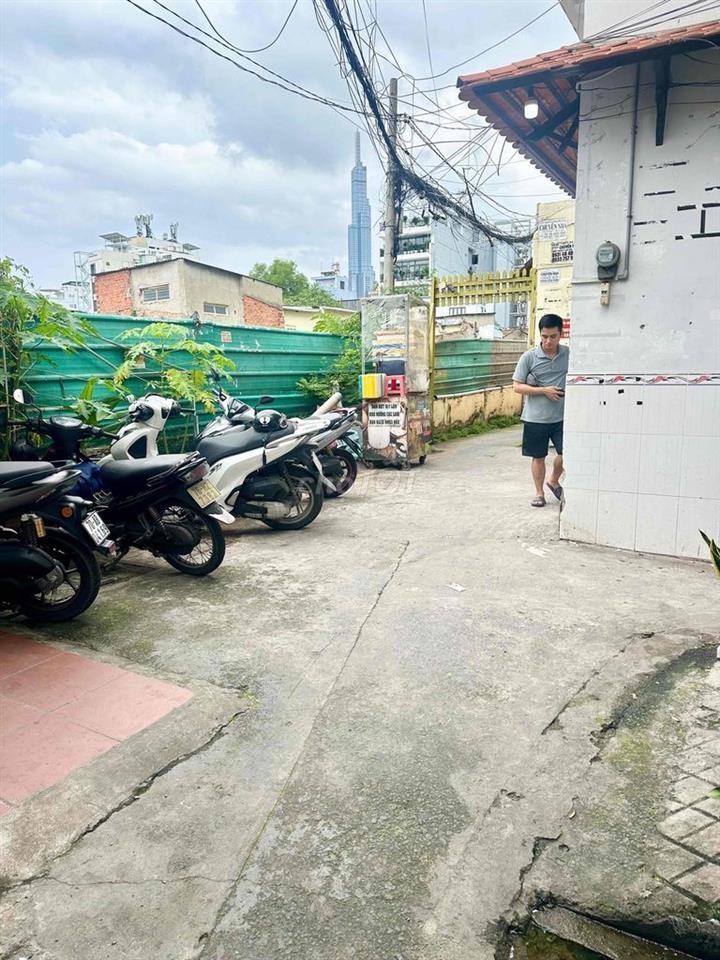 Phòng trệt 55m2 sử dụng, giá rẻ, buôn bán được ngay D2