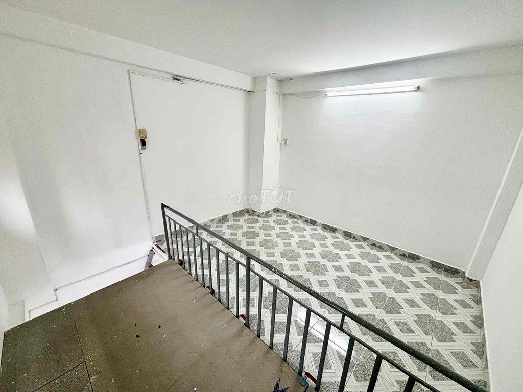 Phòng trệt lầu, buôn bán được khu D2