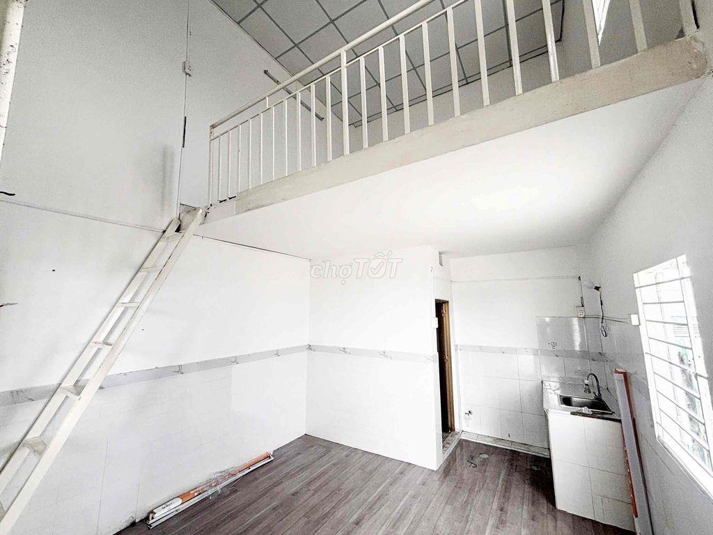 Phòng duplex rộng, thoáng, rẻ nhứt khu D2