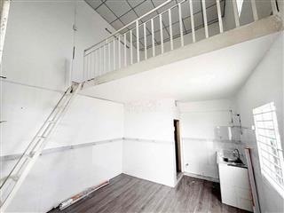Phòng duplex rộng, thoáng, rẻ nhứt khu D2