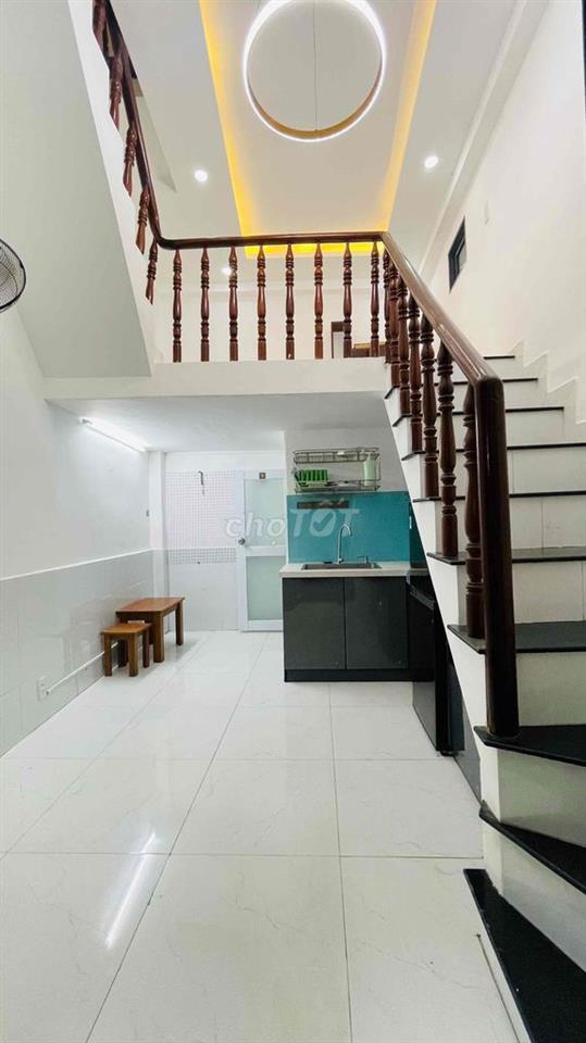 Cho thuê nguyên căn hẻm xe hơi Ni Sư Huỳnh Liên,có nội thất