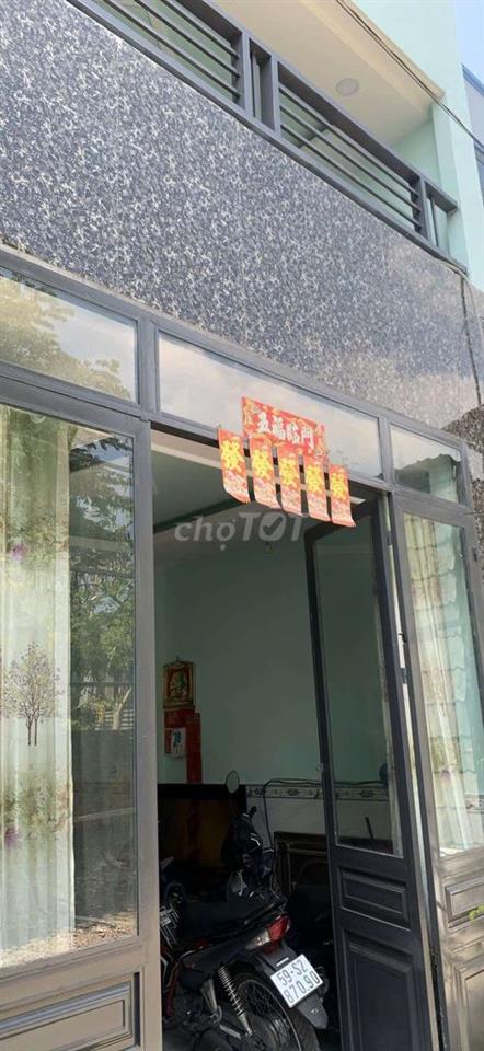 cấn bán gấp nhà nguyễn ảnh thủ