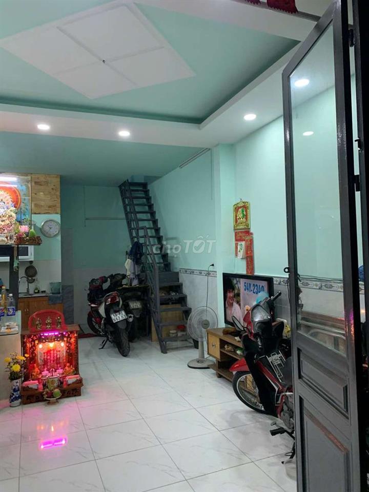 cấn bán gấp nhà nguyễn ảnh thủ
