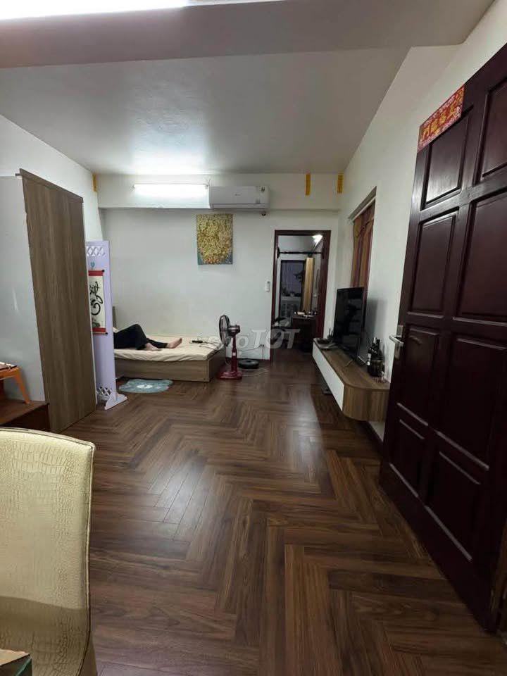 Cao ốc Phú Nhuận cho thuê căn 2PN, đầy đủ nội thất giá thuê chỉ 13tr