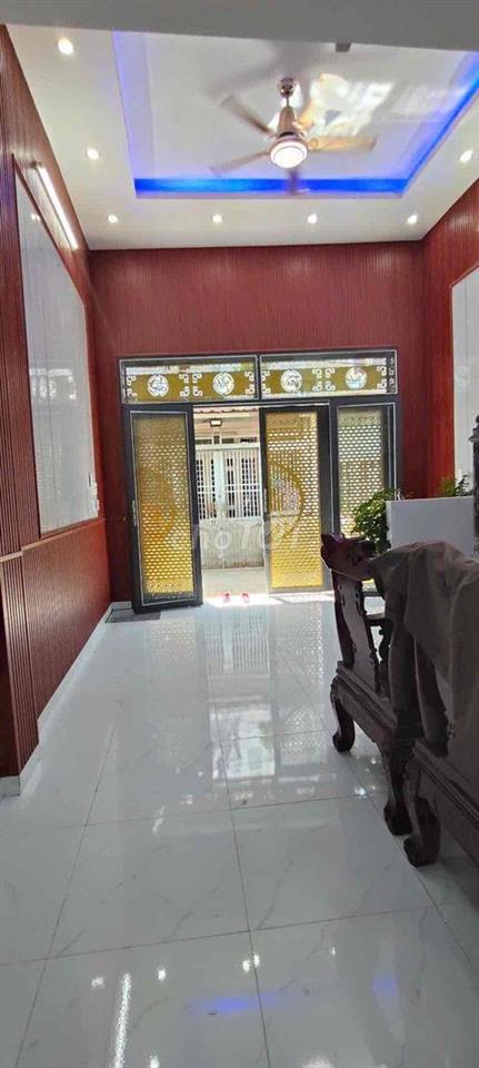 Nhà Ngộp Cần bán Gấp