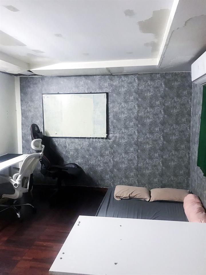 Cho thuê phòng vị trí trung tâm Q3, nội thất đầy đủ