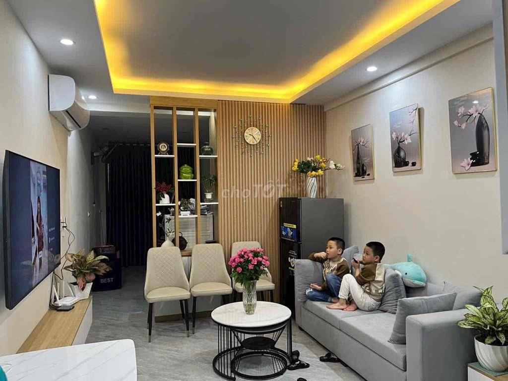 Chính chủ cần bán gấp căn chung cư 37,5m full đồ giá chỉ 1,2 tỉ.
