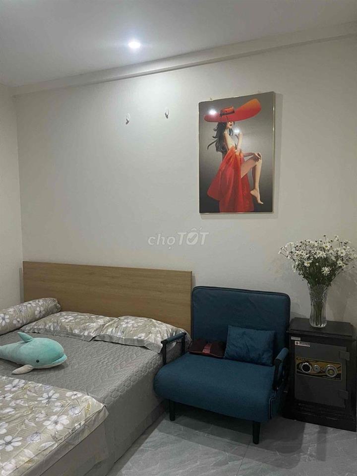 Chính chủ cần bán gấp căn chung cư 37,5m full đồ giá chỉ 1,2 tỉ.