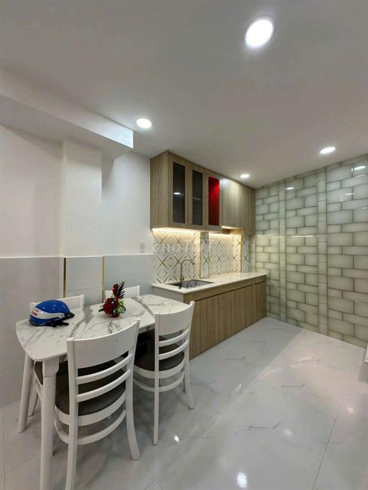 3,2m x 7m
1 trệt 1 lầu
2PN 2WC
Hướng: Nam