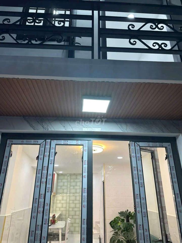 3,2m x 7m
1 trệt 1 lầu
2PN 2WC
Hướng: Nam