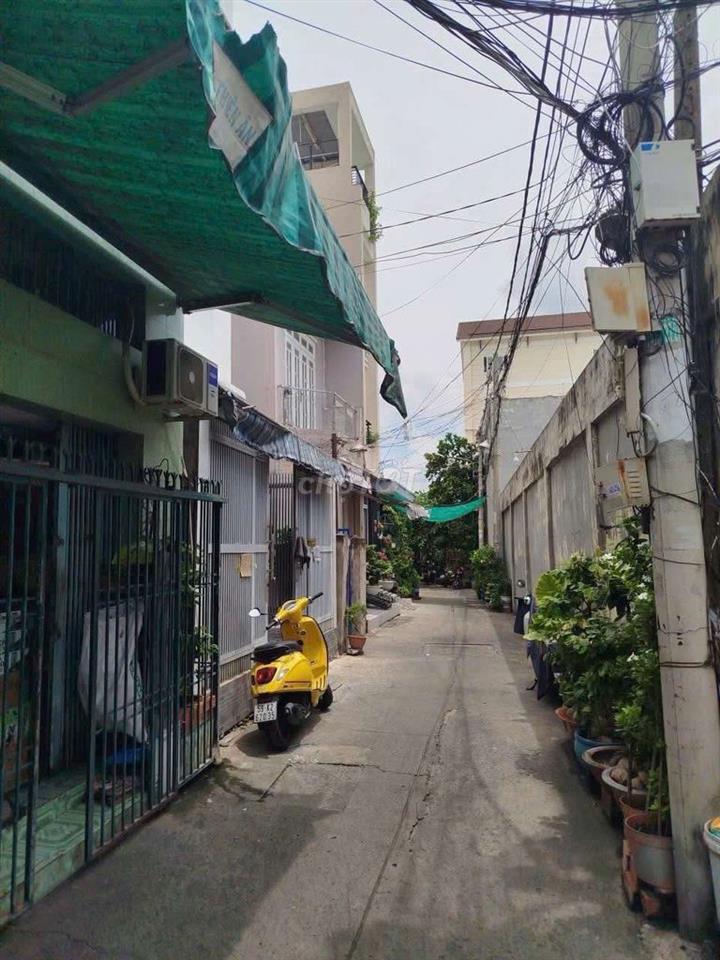 NHÀ  Lý CHIÊU HOÀNG, P10, Q6 
3 tầng, 4PN, ,
ngang 3m3 dài 10m