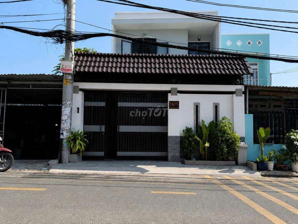 gia đình đi nước ngoài, cần bán gấp nhà