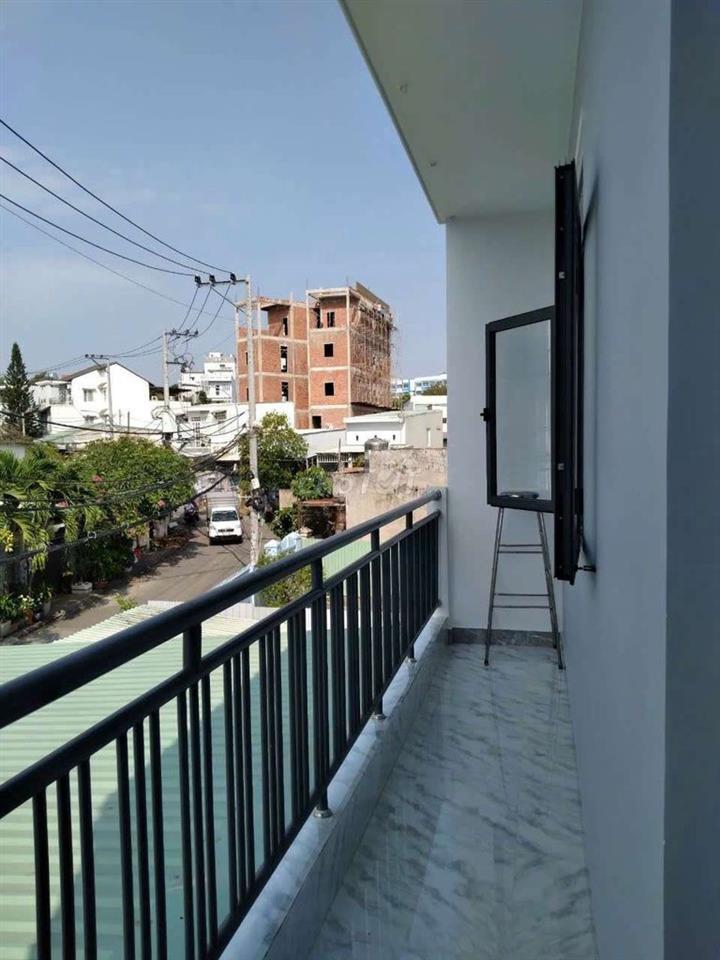 gia đình đi nước ngoài, cần bán gấp nhà