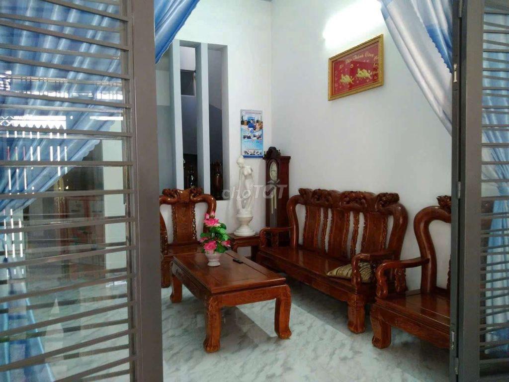 gia đình đi nước ngoài, cần bán gấp nhà