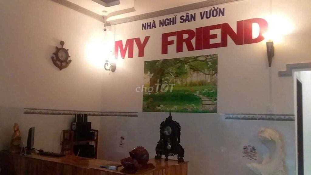 gia đình đi nước ngoài nên cần bán nhà nghỉ sân vườn Myfriend