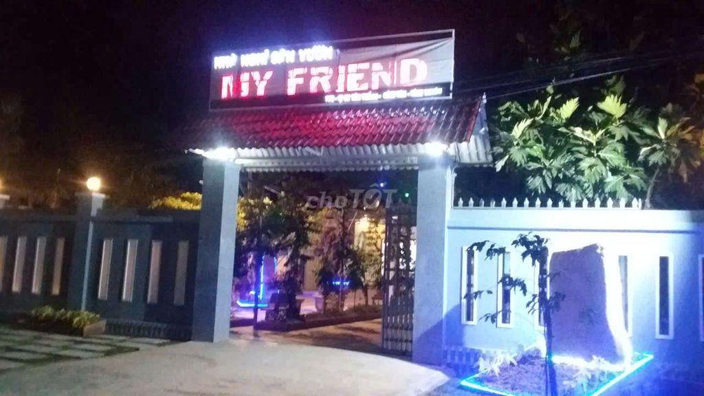 gia đình đi nước ngoài nên cần bán nhà nghỉ sân vườn Myfriend