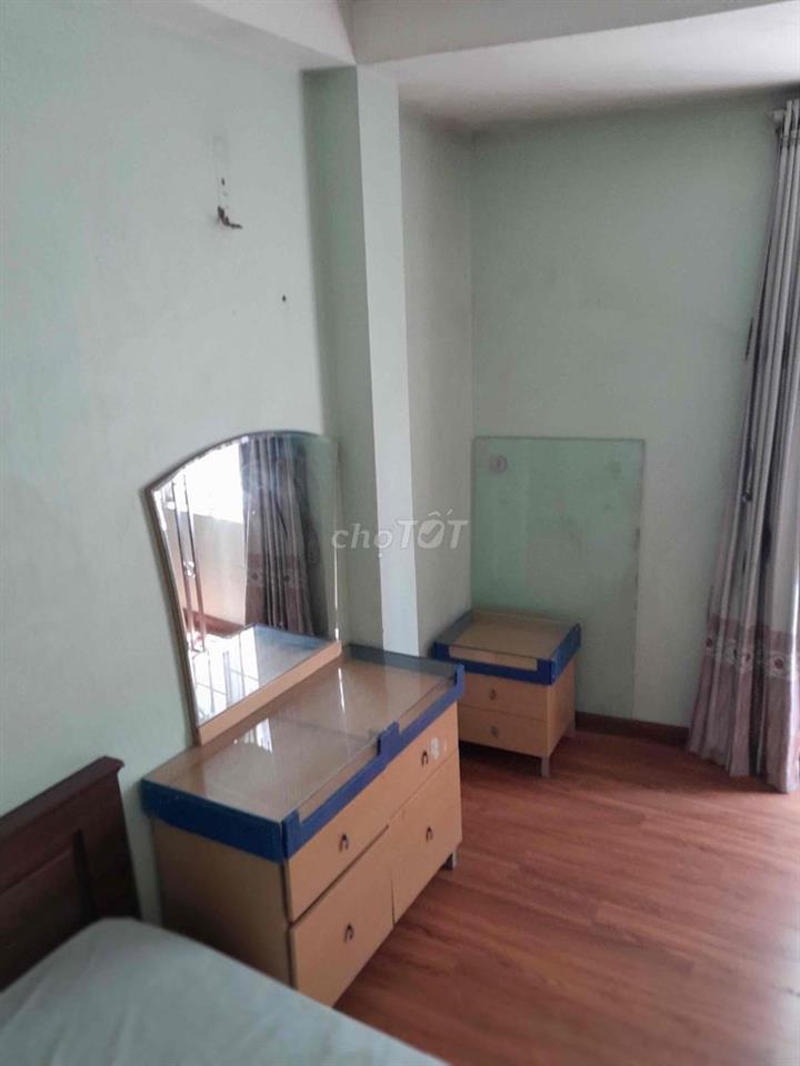 nhà trọ ngã tư sở