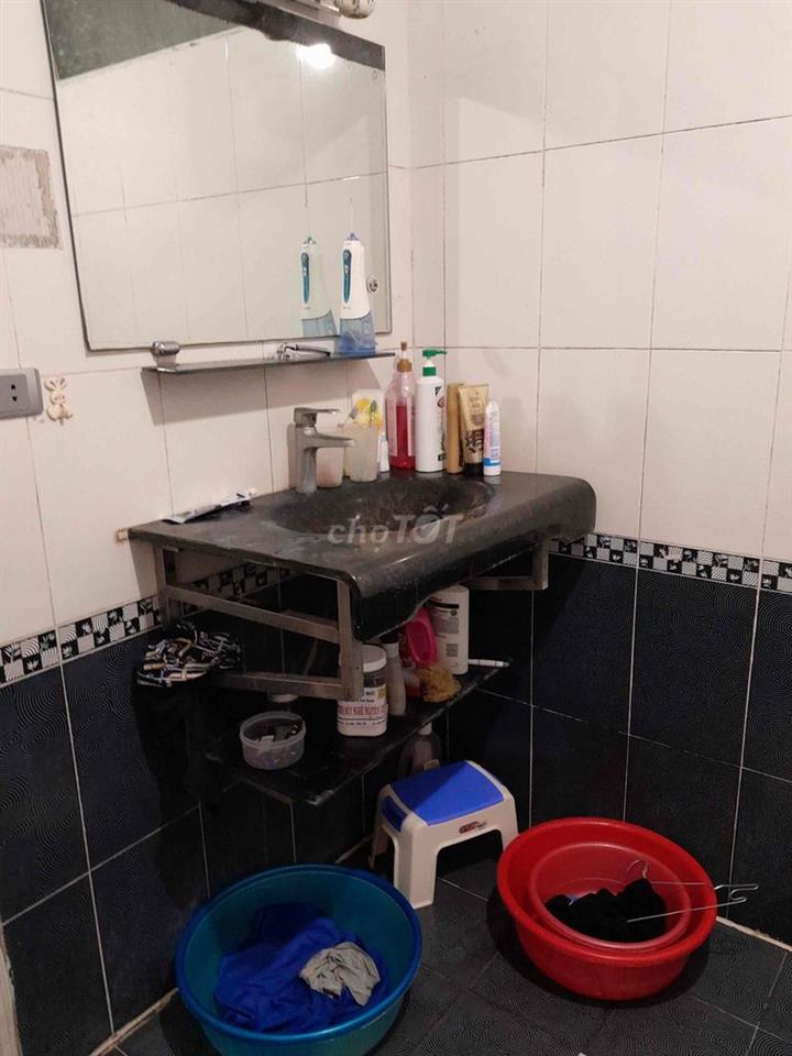 nhà trọ ngã tư sở