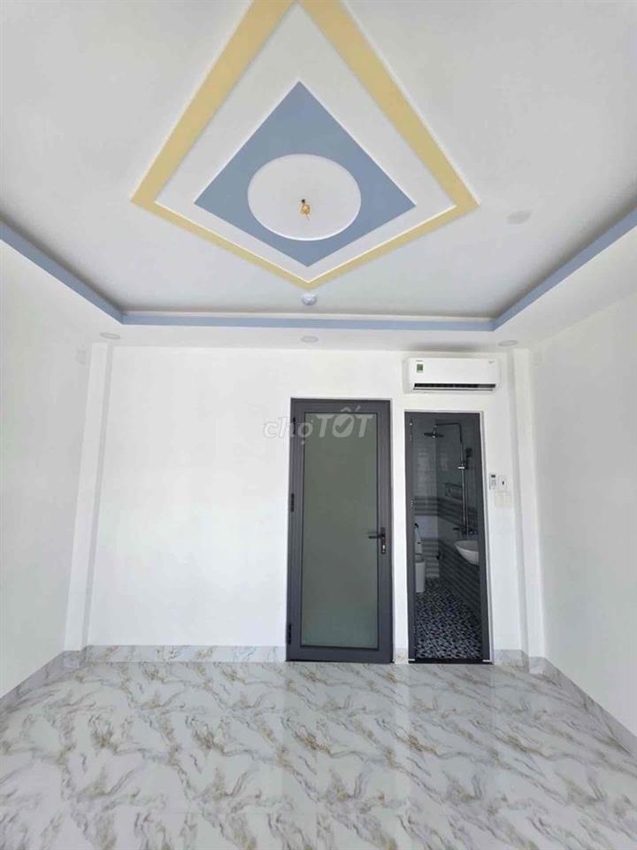 🔥 NHÀ MỚI 5 TẦNG – THANG MÁY – HXH QUAY ĐẦU – SAU LƯNG EMART PHAN VĂN