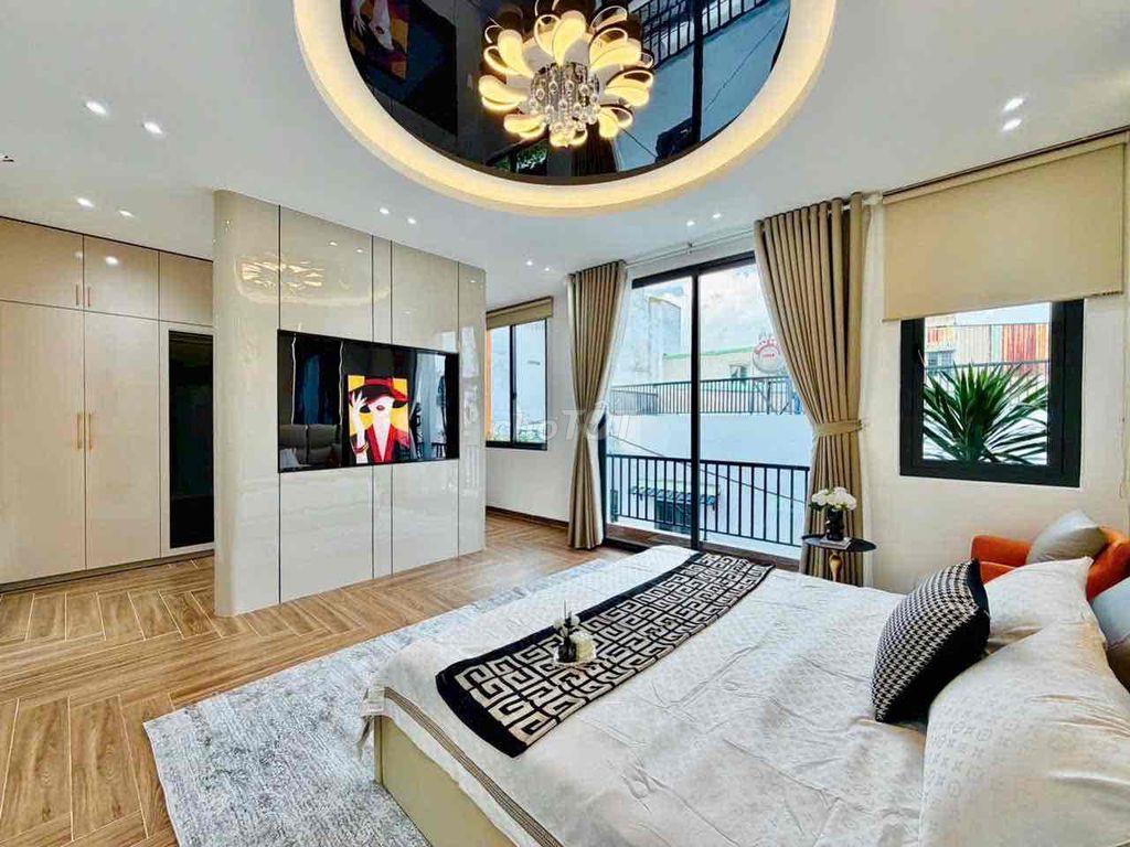NHÀ 5 TẦNG – NGANG 6.7M  – GẦN LOTTE NGUYỄN VĂN LƯỢNG